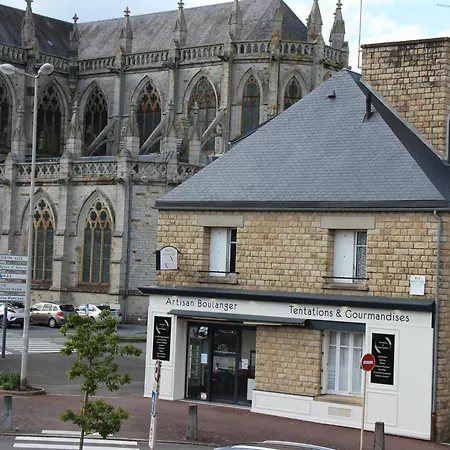Duplex Hyper Centre * Avranches